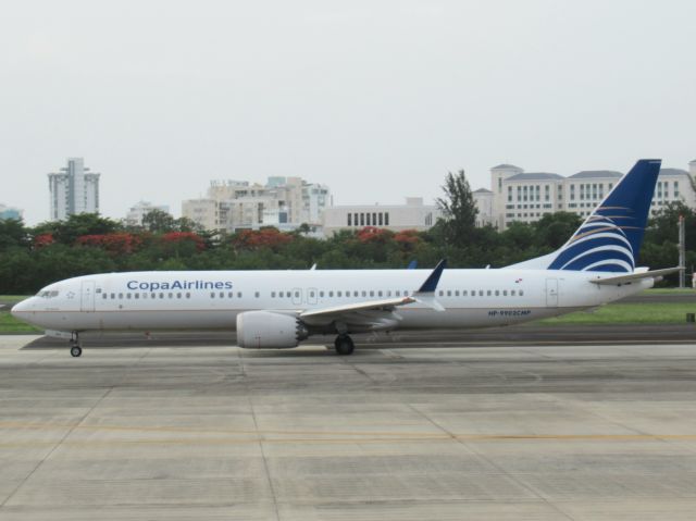 Boeing 737 MAX 9 (HP-9902CMP)