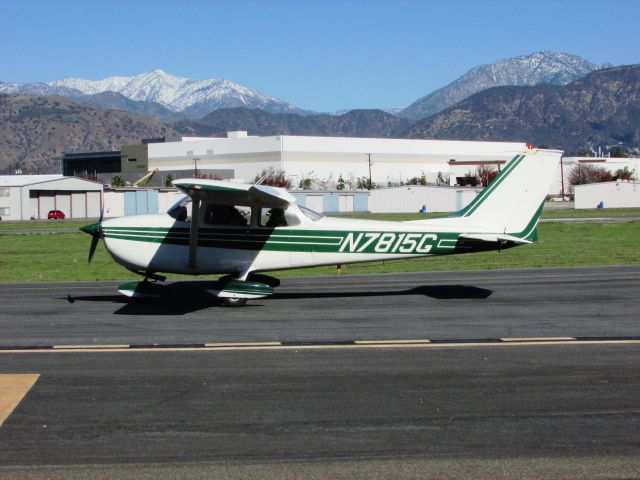 Cessna Skyhawk (N7815G) - Taxiing to RWY 8R