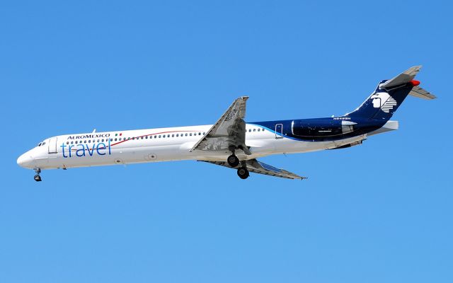 McDonnell Douglas MD-83 (N848SH) - Aeromexico Travel McDonnell Douglas MD-83 (DC-9-83) N848SH (cn 49848/1592)  Las Vegas - McCarran International (LAS / KLAS) USA - Nevada, 9-12-2010 Photo: TDelCoro