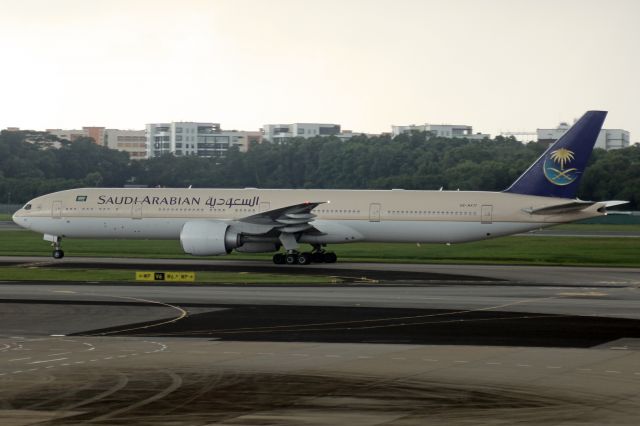 BOEING 777-300 (HZ-AK17)