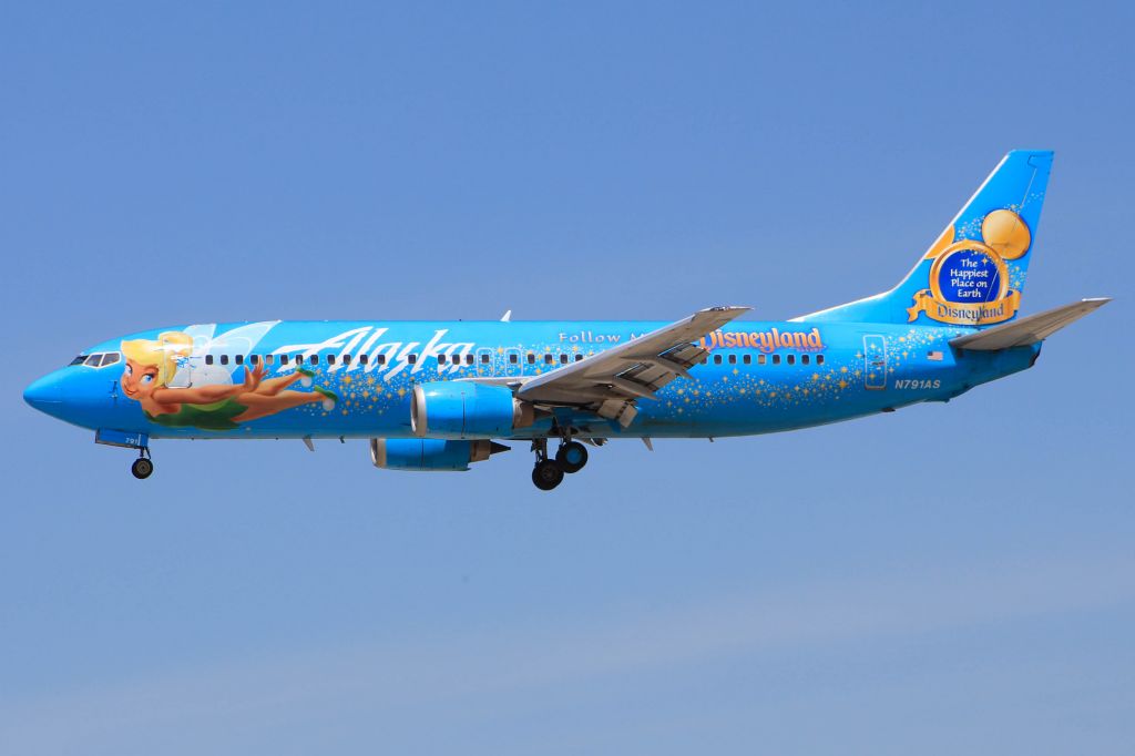 BOEING 737-400 (N791AS)