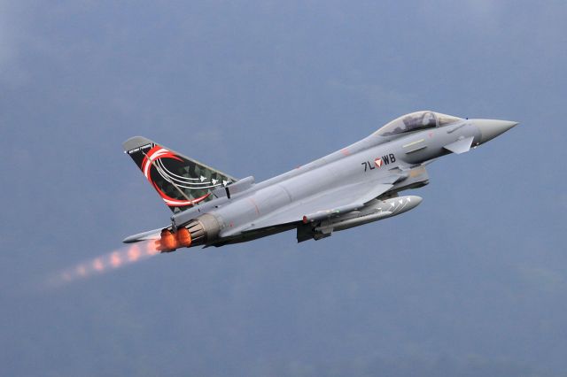 EUROFIGHTER Typhoon (7LWB)