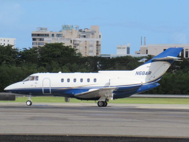 Hawker 800 (N68AR)