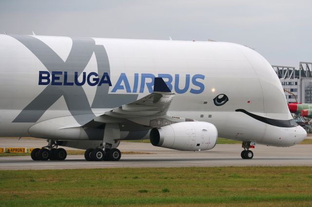 AIRBUS A-330-700 Beluga XL (F-GXLH)