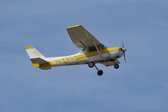 Cessna 152 (N25430)