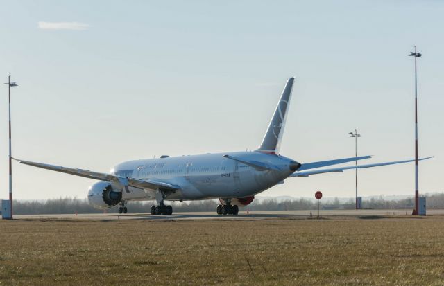 Boeing 787-9 Dreamliner (SP-LSA) - Spotting EPRZ