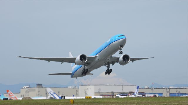 BOEING 777-300 (PH-BVG) - KLM7462 climbs from runway 16R for its delivery flight to EHAM / AMS on 6/15/12. (ln 1020 / cn 38867).