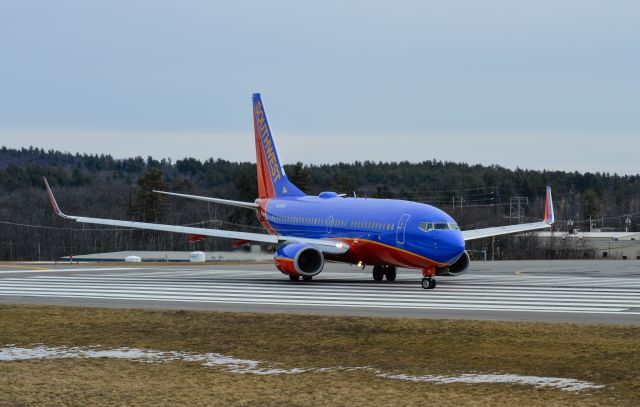 Boeing 737-700 (N404WN) - Shot with a Nikon D3200 55/200 Nikkor Lens.