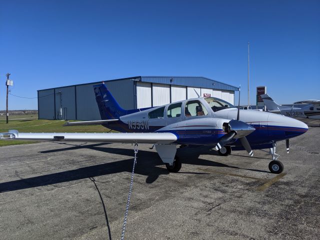 Beechcraft 55 Baron (N553W)