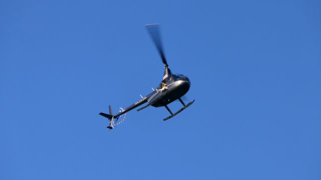 Robinson R-44 (N430JM)