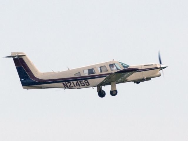Piper Saratoga (N21459) - Oshkosh 2013!