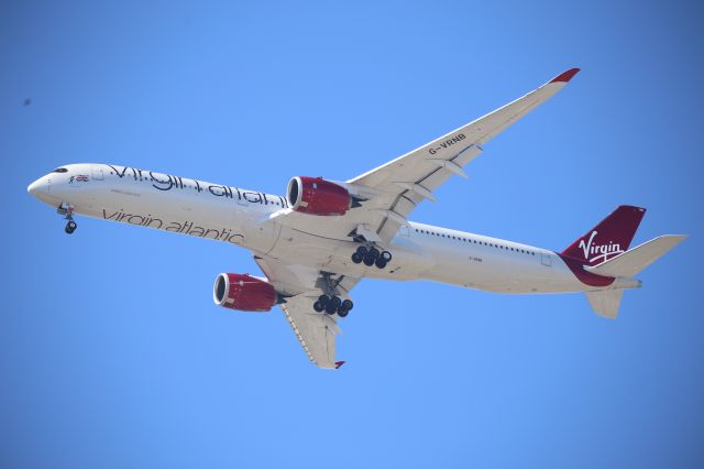 Airbus A350-1000 (G-VRNB)