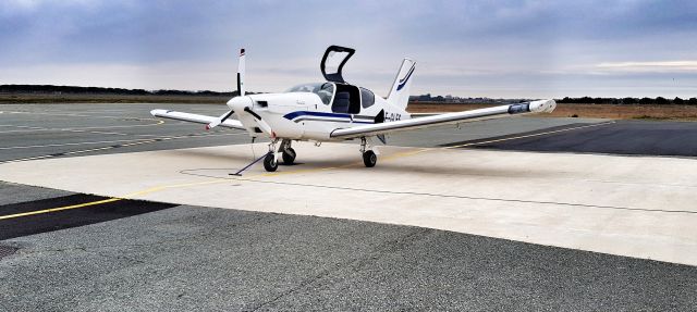 Socata TB-20 Trinidad (F-GLFS) - F-GLFS ready for refuelling