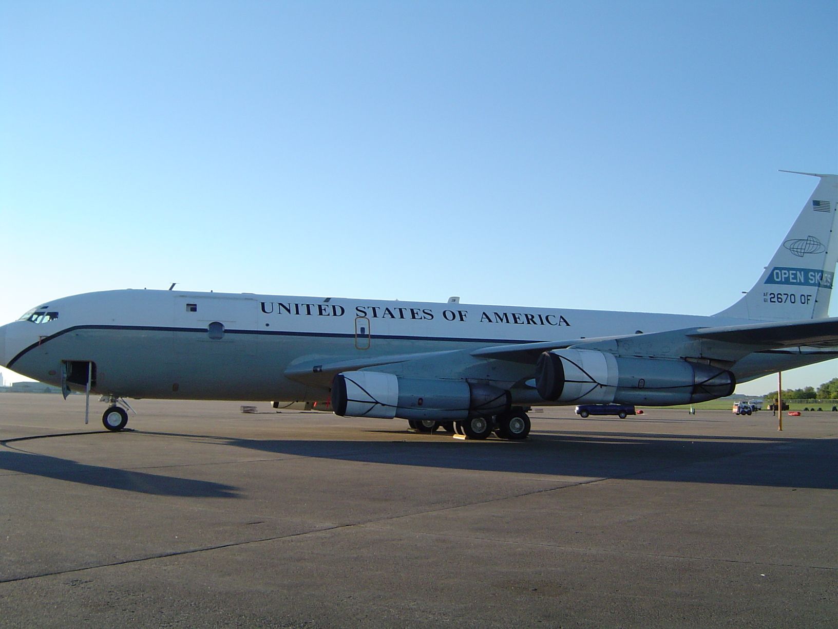 Boeing C-135B Stratolifter (61-2670) - Lincoln Air Show, 2006. KLNK.