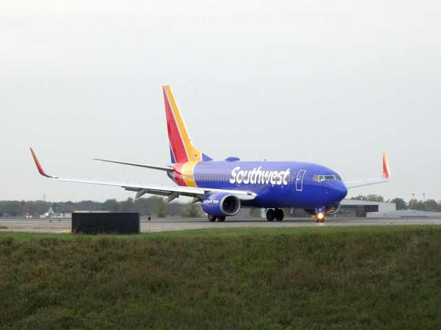 Boeing 737-700 (N932WN)