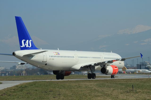 Airbus A321 (OY-KBH)