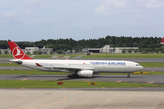 Airbus A330-300 (TC-JNR)