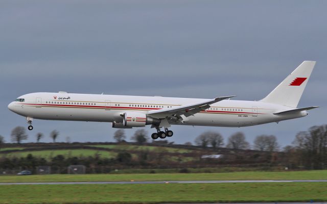 BOEING 767-400 (A9C-HMH) - bahrain royal flight b767-4 a9c-hmh about to land at shannon 16/12/15.