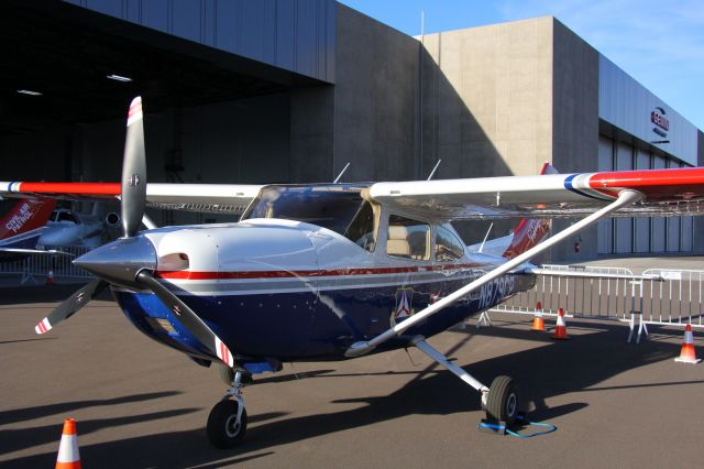 Cessna Skylane (N879CP)