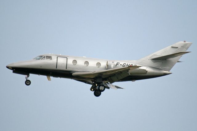 Dassault Falcon 10 (F-GHPB)