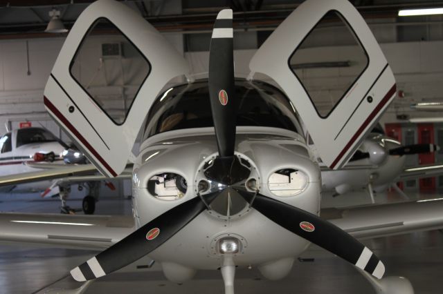 Cirrus SR-20 (N378TT)