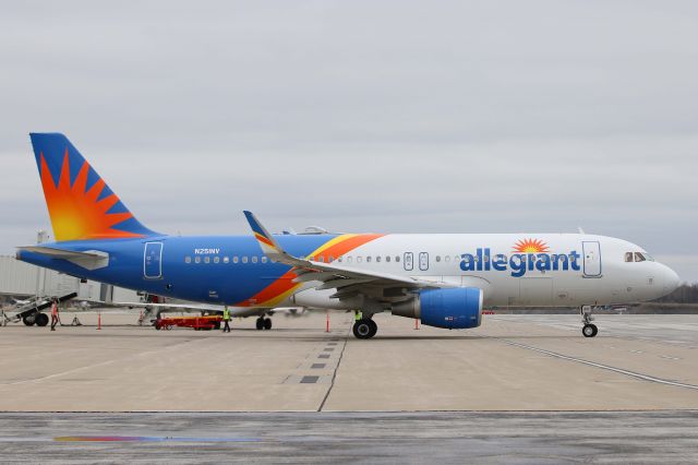 Airbus A320 (N251NV) - This Allegiant A320 (AAY2117) to Orlando Sanford Intl (KSFB) taxied out but was delayed a while due to thunderstorms moving up from the south on 19 Apr 2019.