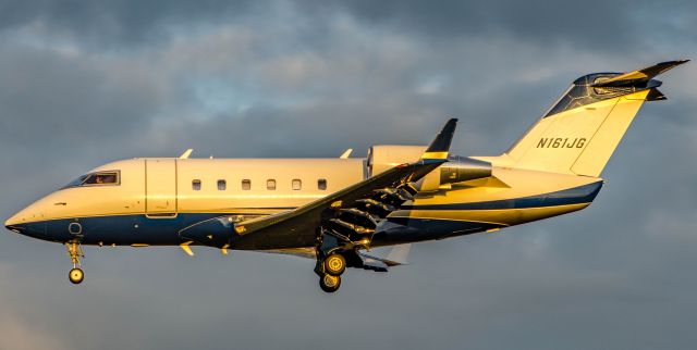 Canadair Challenger (N161JG)