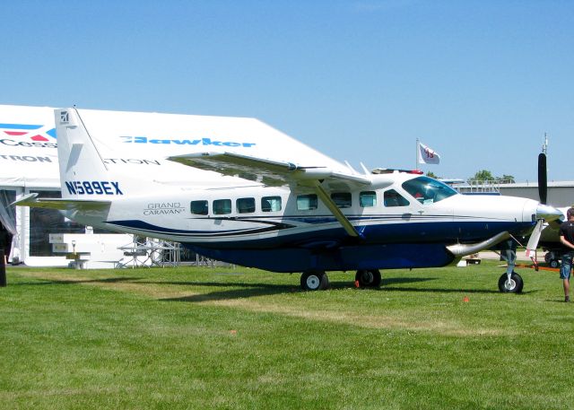 Cessna Caravan (N589EX) - At Oshkosh. 2015 Cessna 208B