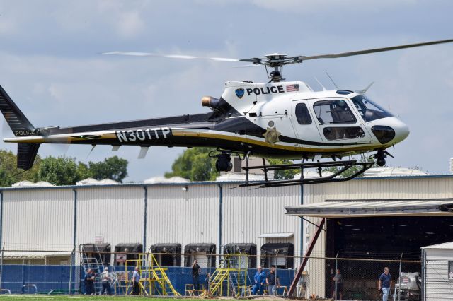 Eurocopter AS-350 AStar (N301TP)