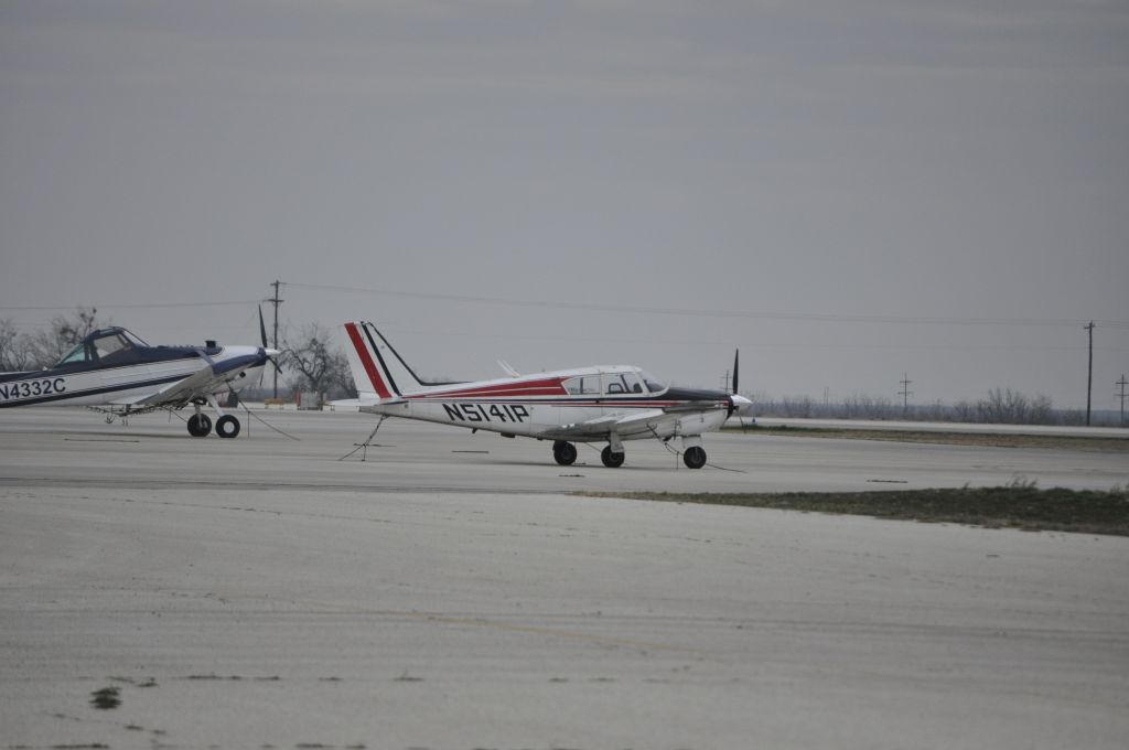 Piper PA-24 Comanche (N5141P)