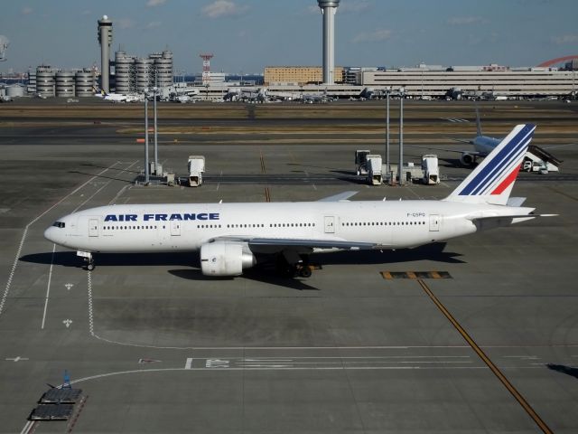 Boeing 777-200 (F-GSPQ)
