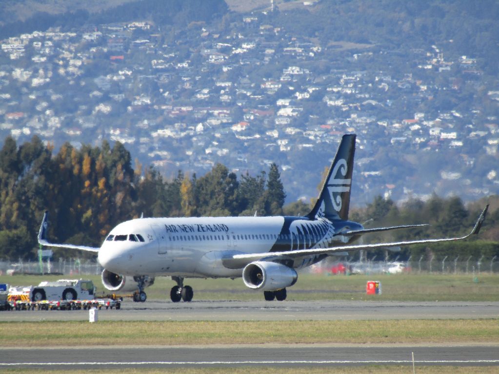 Airbus A320 —