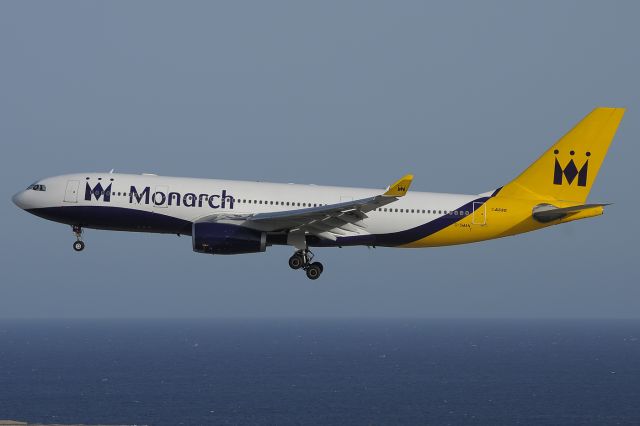 Airbus A330-300 (G-SMAN)