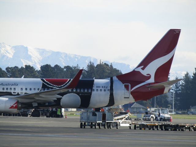 Boeing 737-800 (VH-XZJ)