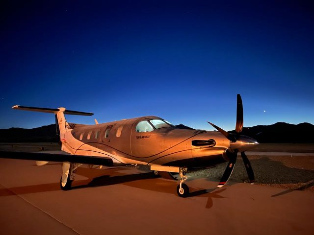 Pilatus PC-12 (N766DF)