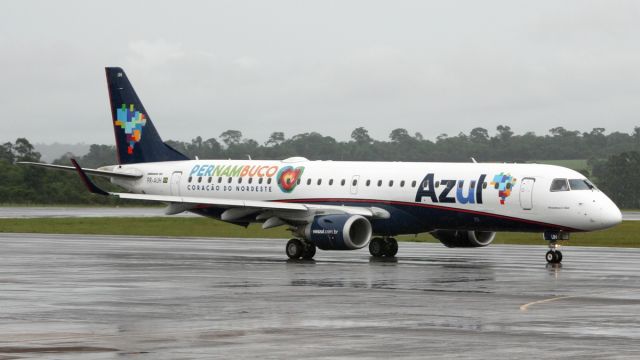 Embraer ERJ-190 (PR-AUH)