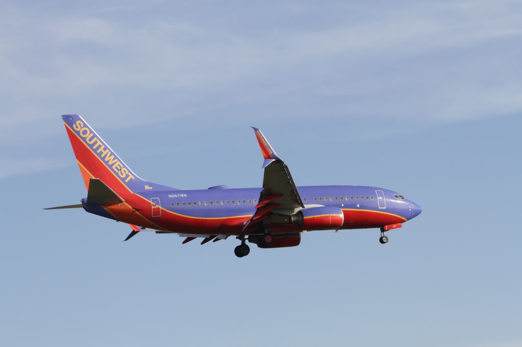 Boeing 737-700 (N267WN)