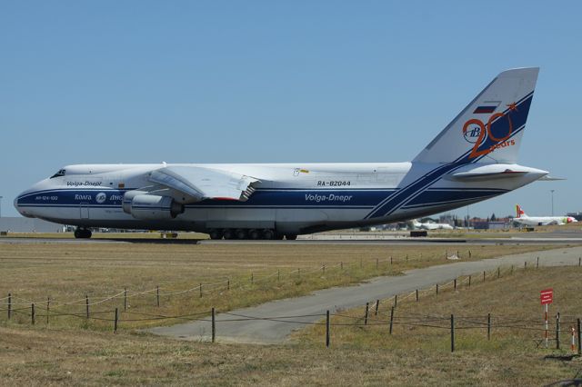 Antonov An-124 Ruslan (RA-82044)