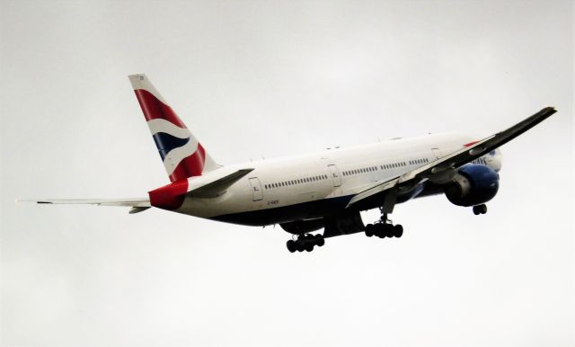 Boeing 777-200 (G-RAES)