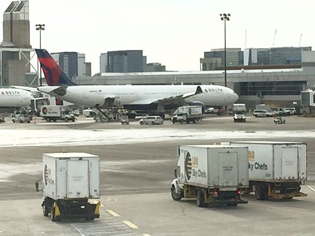 Airbus A330-300 (N819NW) - A330 Heavy parked at A16 in KBOS