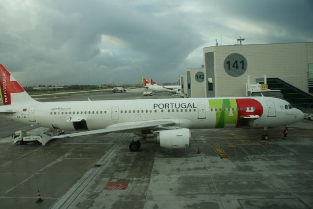 Airbus A321 (CS-TJE) - A321-211 cn1307