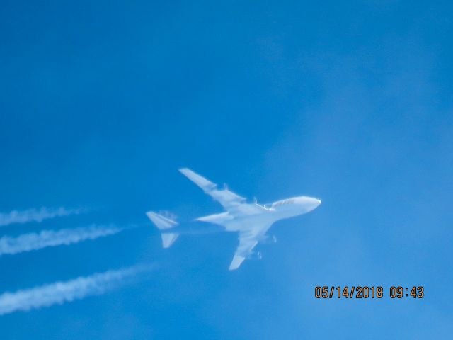 Boeing 747-400 (N446MC)