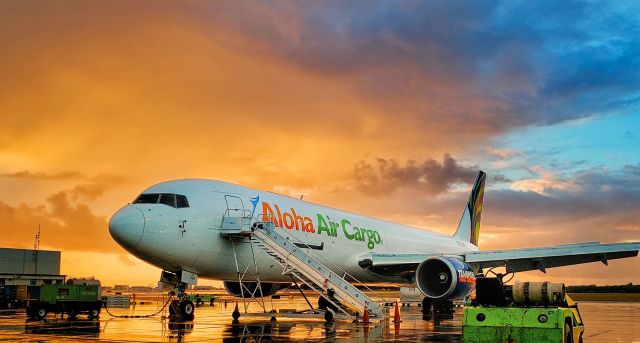 BOEING 767-300 (N399CM) - Sunrise on the Aloha Cargo ramp.