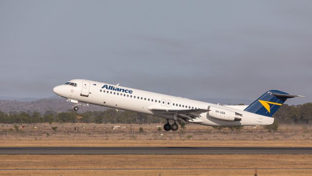 Fokker 100 (VH-UQA)