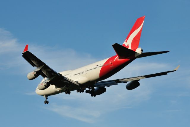 Boeing 747-400 (VH-OJN) - 2015/7/14