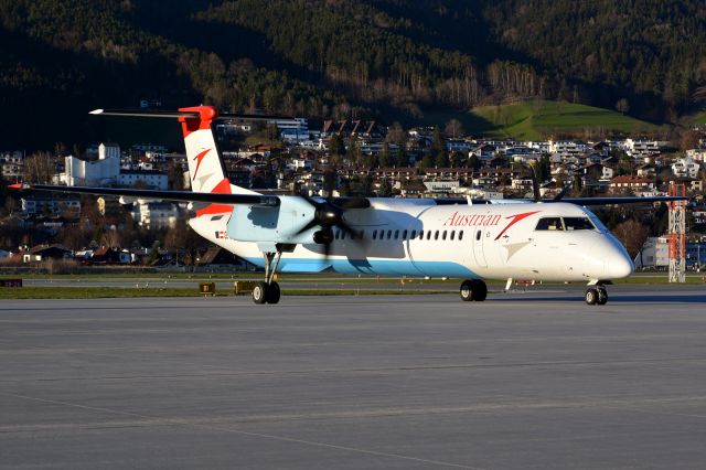 de Havilland Dash 8-400 (OE-LGA)