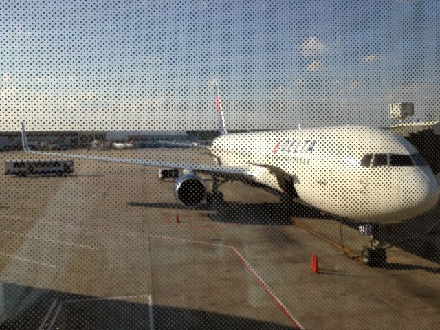 BOEING 767-300 (N172DZ) - Delta Airlines 767-300 N172DZ at Detroit International Airport on October 4, 2012. N172DZ is at Gate A40.