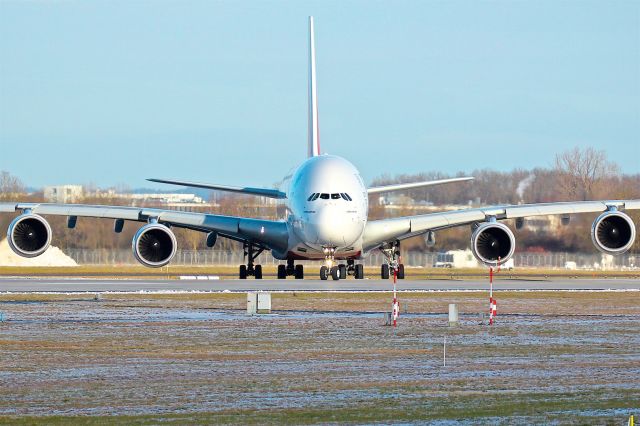 Airbus A380-800 (A6-EDF)