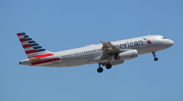 Airbus A320 (N655AW)