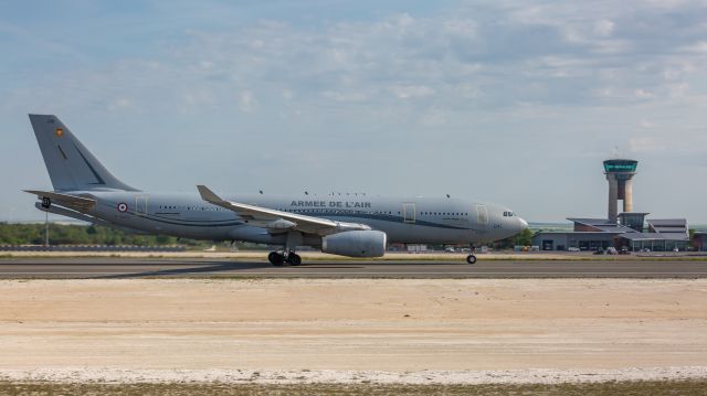 Airbus A330-200 (F-UJCG)